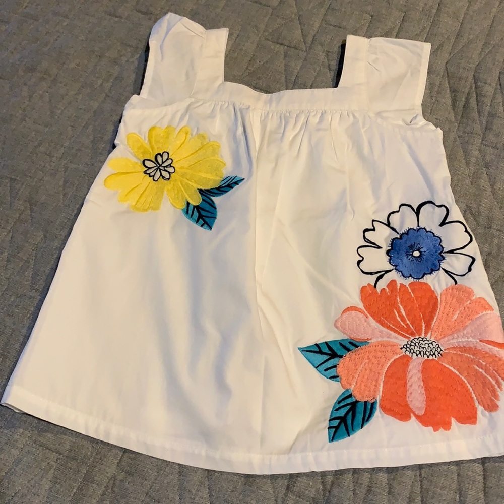 Girls white cotton top.  NWOT.  Size 4T